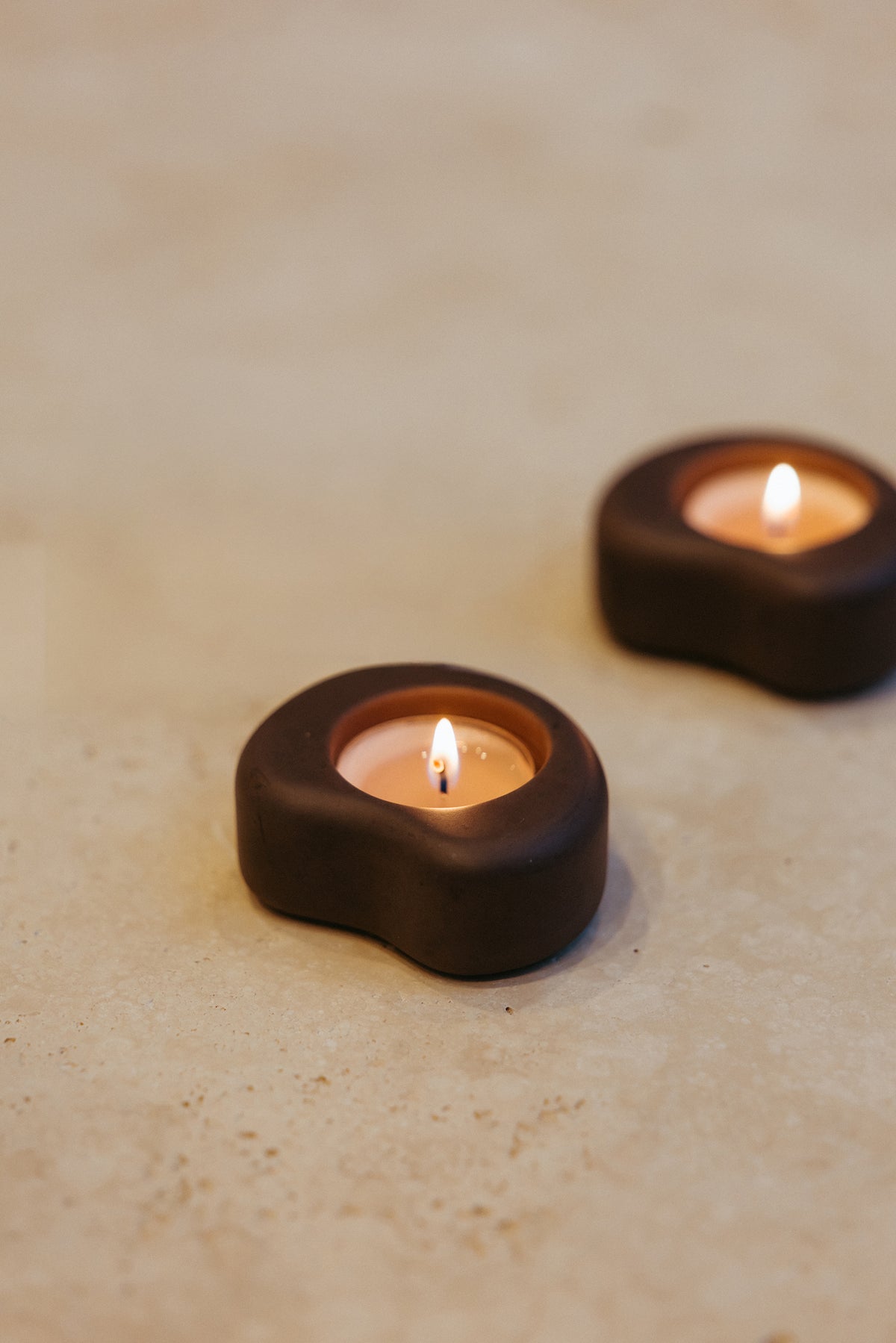 Fondant small T- light holder | AARDE | H 3,2 x 7,3  x 6,2 cm