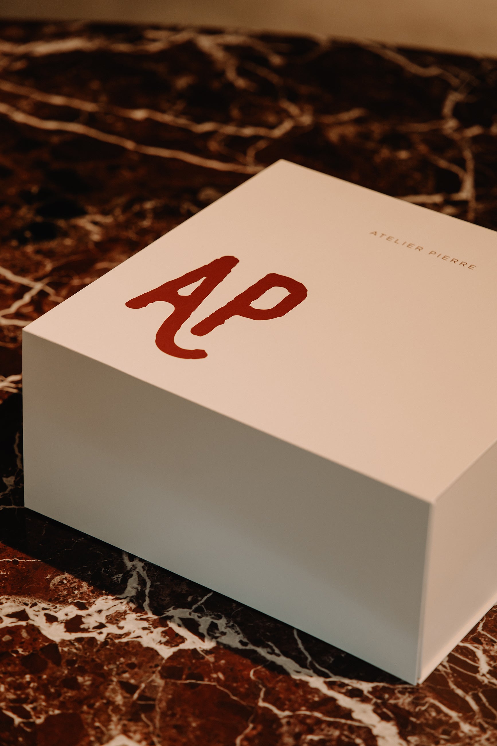 Atelier Pierre Luxe Gift Box Dentelles BLACK | 36.5 x 36 x H 17 cm