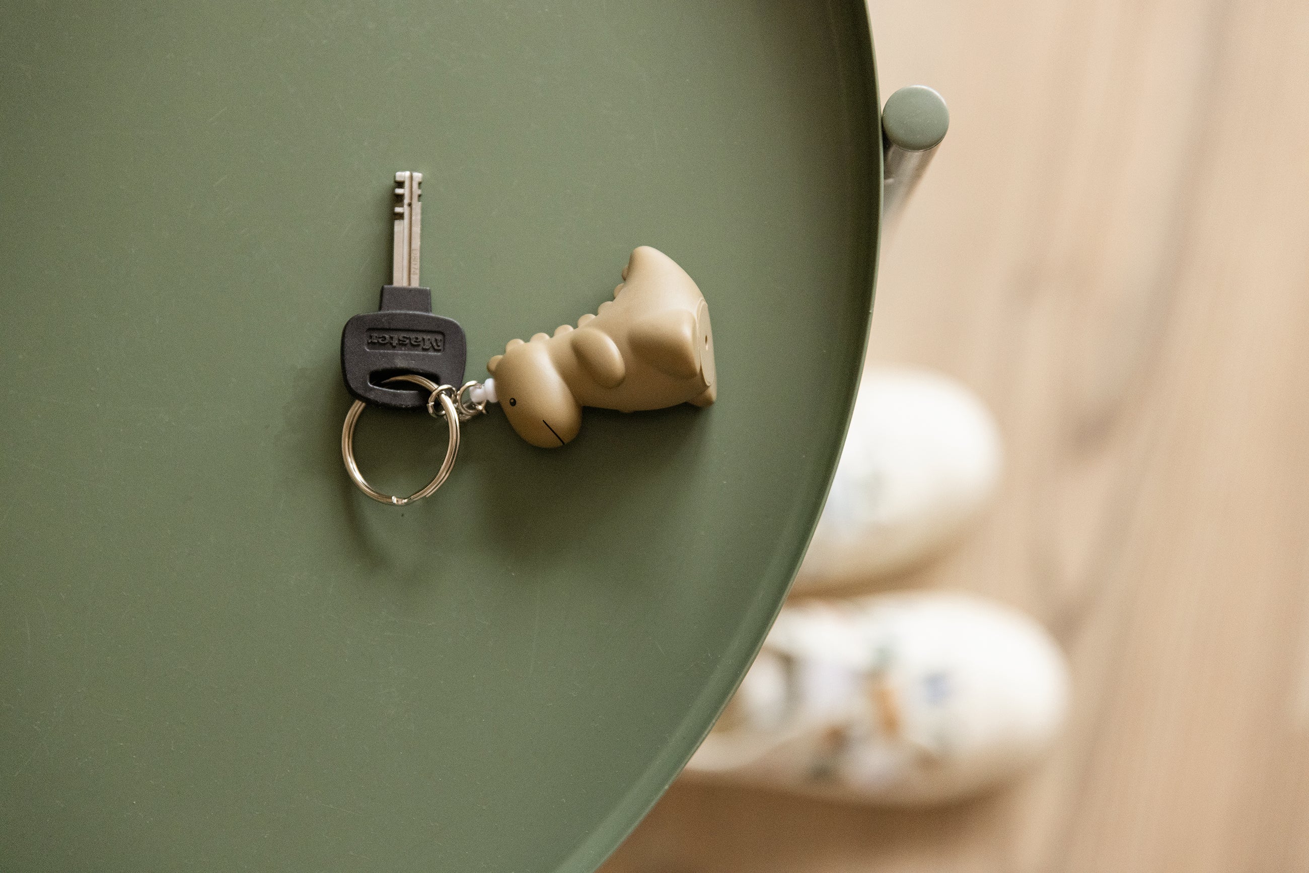 Jéroom Dino KLEI SLEUTELHANGER | H5,4  Ø3 cm