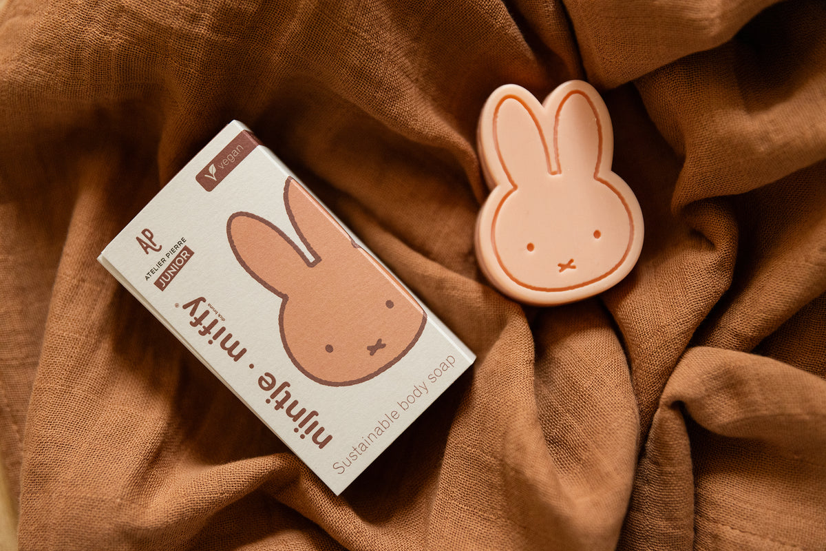 miffy POWDER Soap Bar | H7.6 x 5.5 x 2.8 cm | 78 gr | Red Berry Fragrance