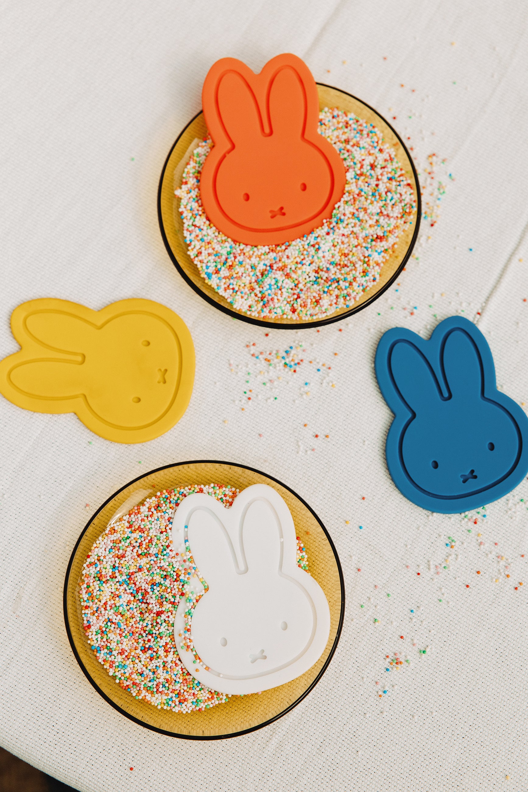 miffy Original MIX Coasters Set/4 | RED-BLUE-YELLOW-WHITE | H10 x 7.5 x 0.3 cm