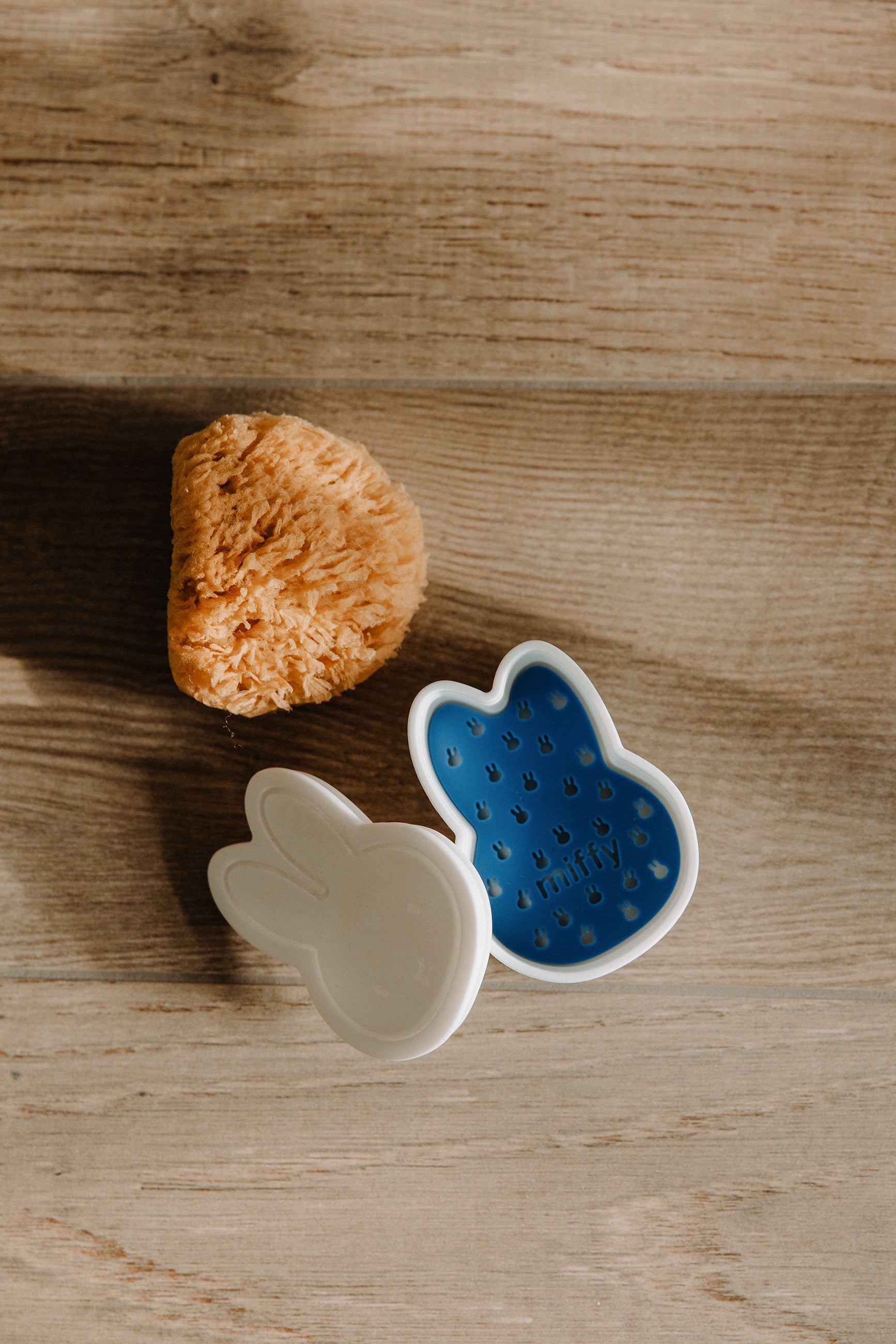 nijntje WIT-BLAUW Silicone Zeepdoosje | H10 x 5 x 7,5 cm