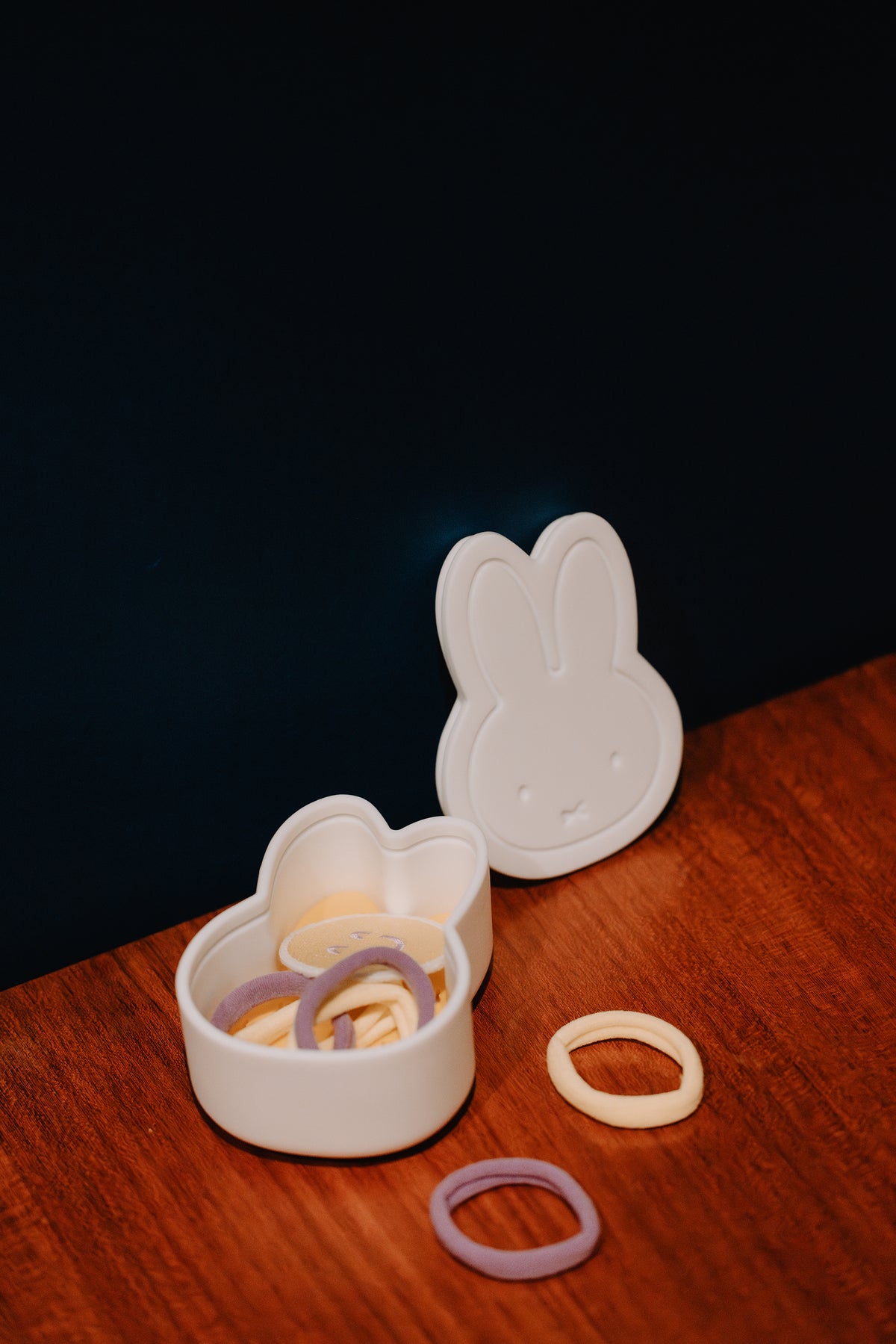 nijntje WIT-GEEL Silicone Zeepdoosje | H10 x 5 x 7,5 cm