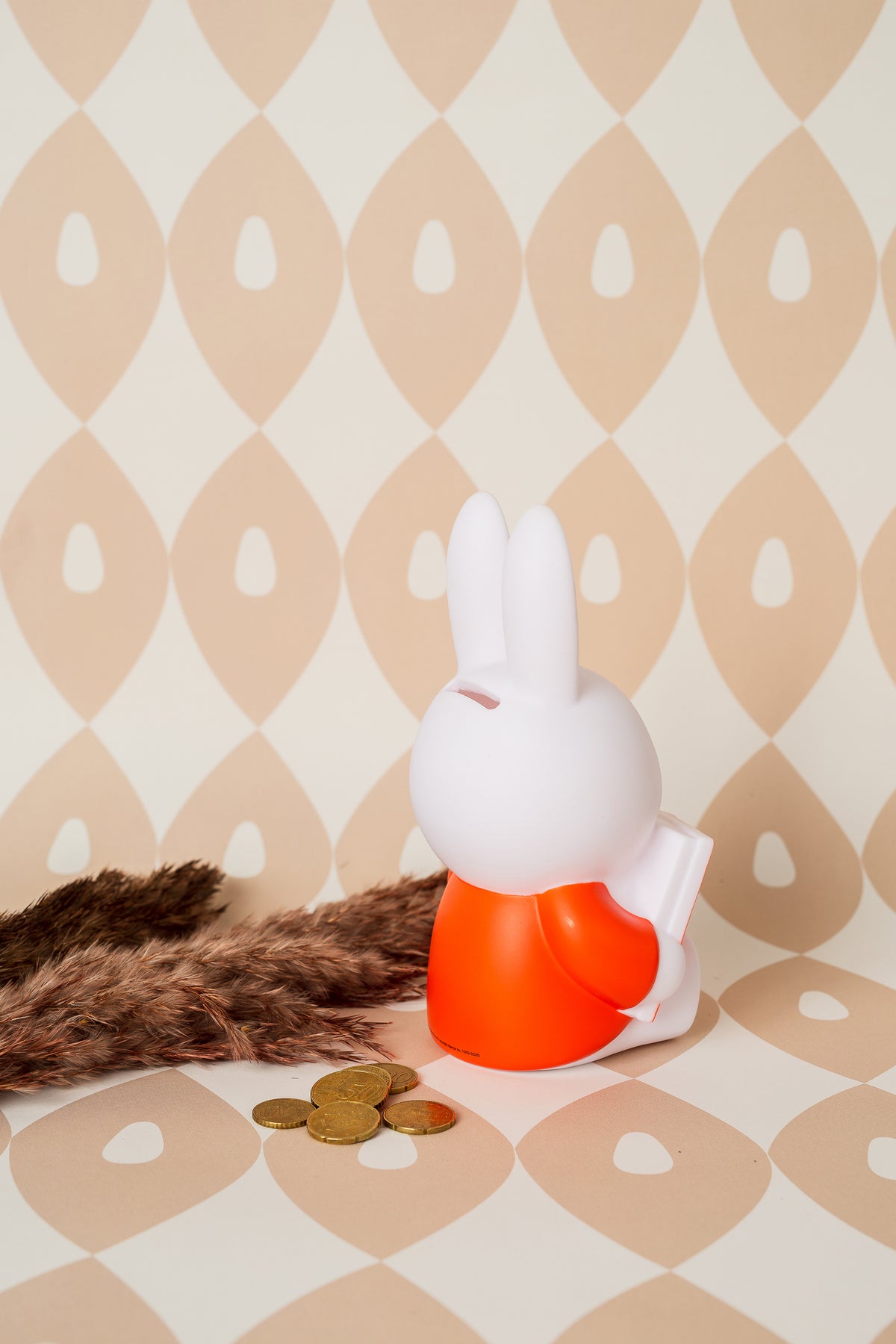 Miffy reading RED Money box Medium | H19 Ø 10 CM